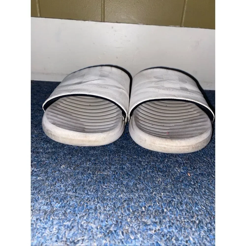 Under Armour men 10 slip on activewear athletic slides
